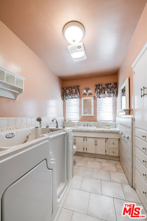 118 N Evergreen Street