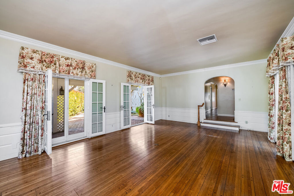 118 N Evergreen Street