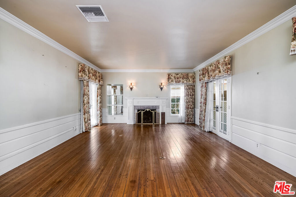 118 N Evergreen Street