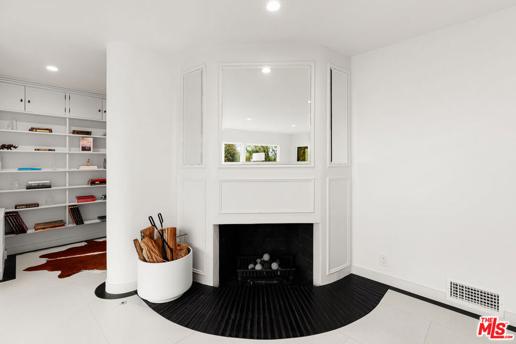 3345 Wonder View Drive