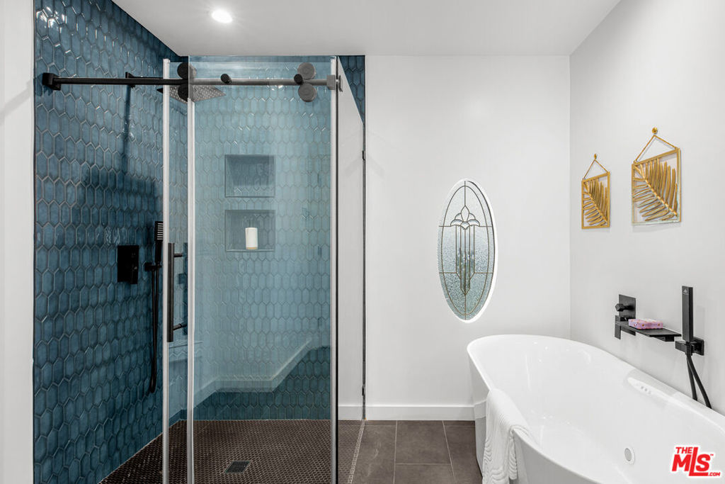 3345 Wonder View Drive