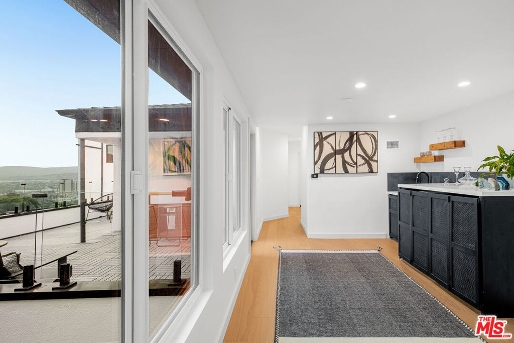 3345 Wonder View Drive