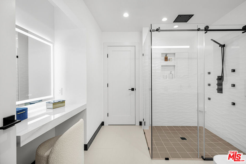 3345 Wonder View Drive