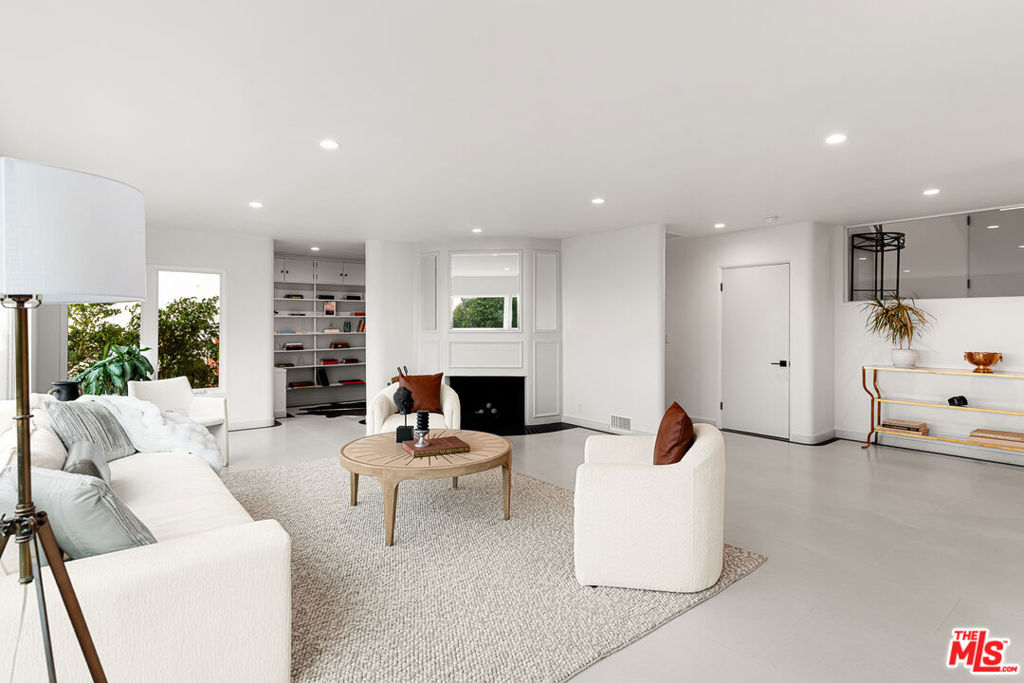 3345 Wonder View Drive