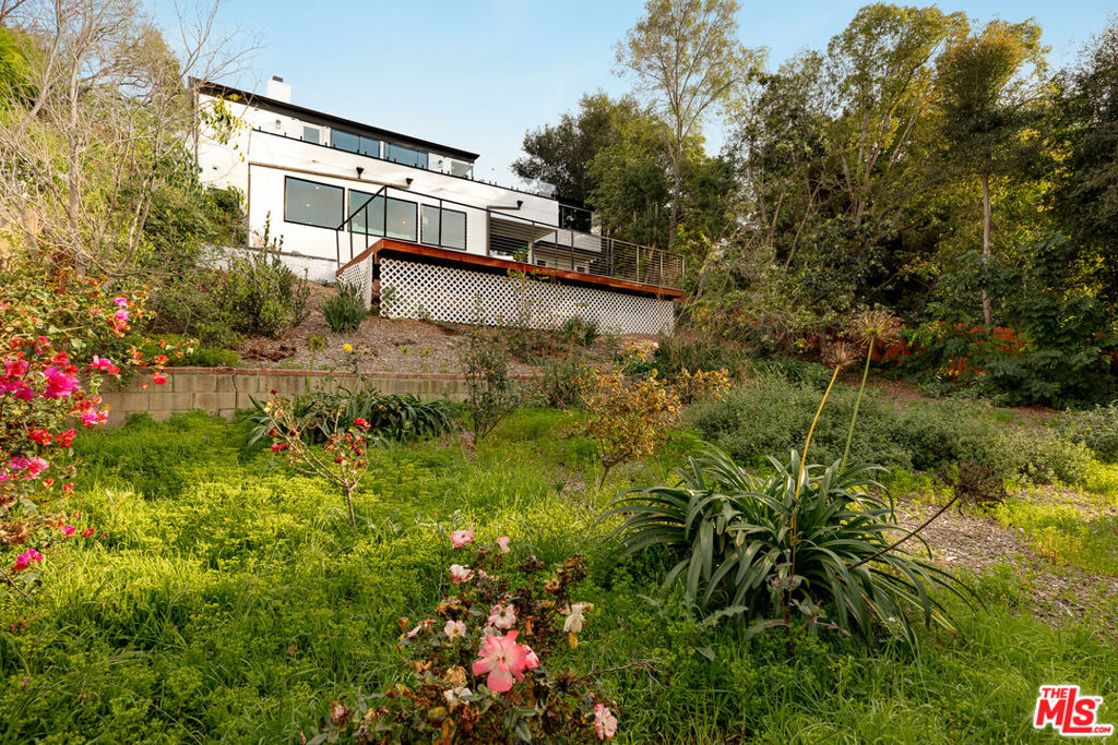 3345 Wonder View Drive