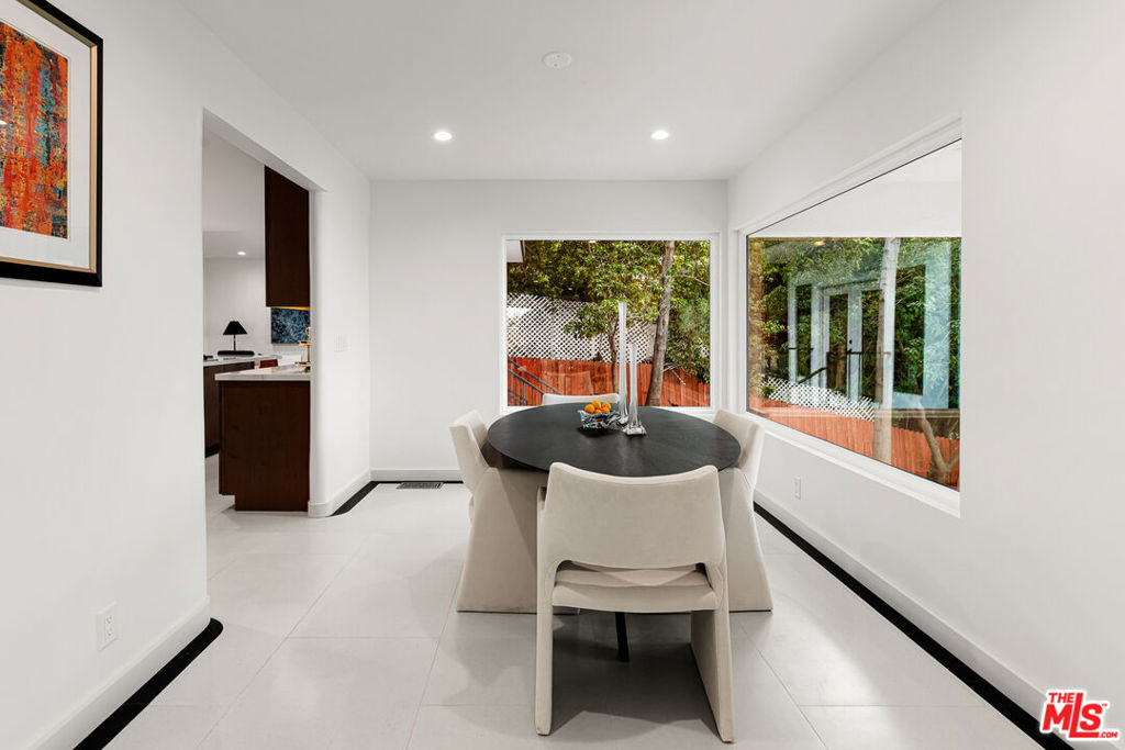 3345 Wonder View Drive