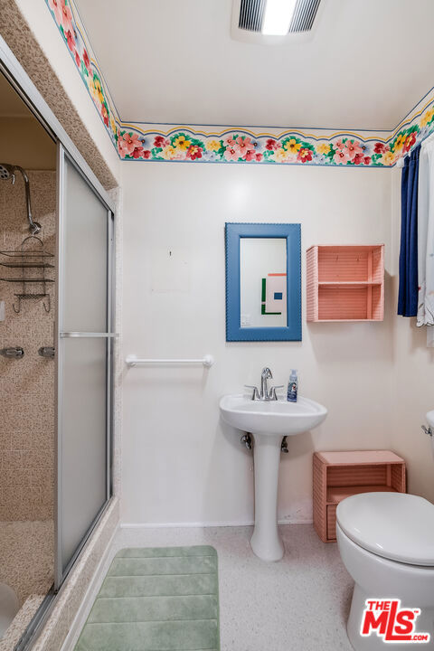 741 N Clybourn Avenue