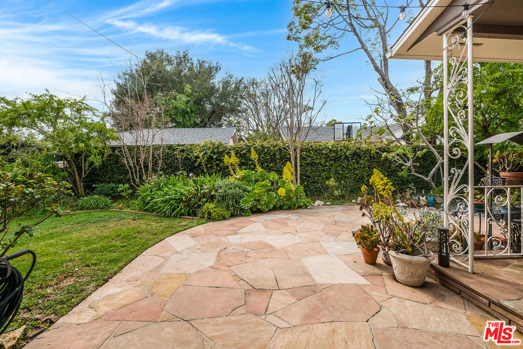 741 N Clybourn Avenue