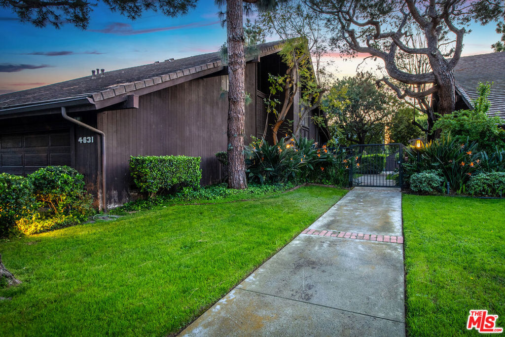 4635 Clybourn Avenue