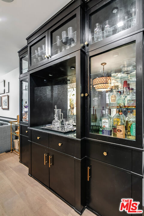 4635 Clybourn Avenue