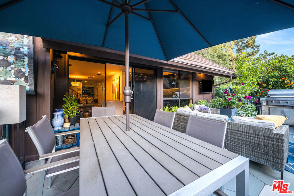 4635 Clybourn Avenue