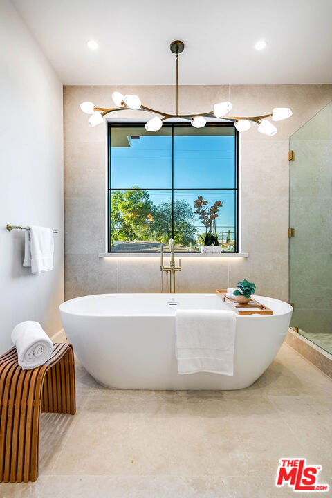 12427 Cumpston Street