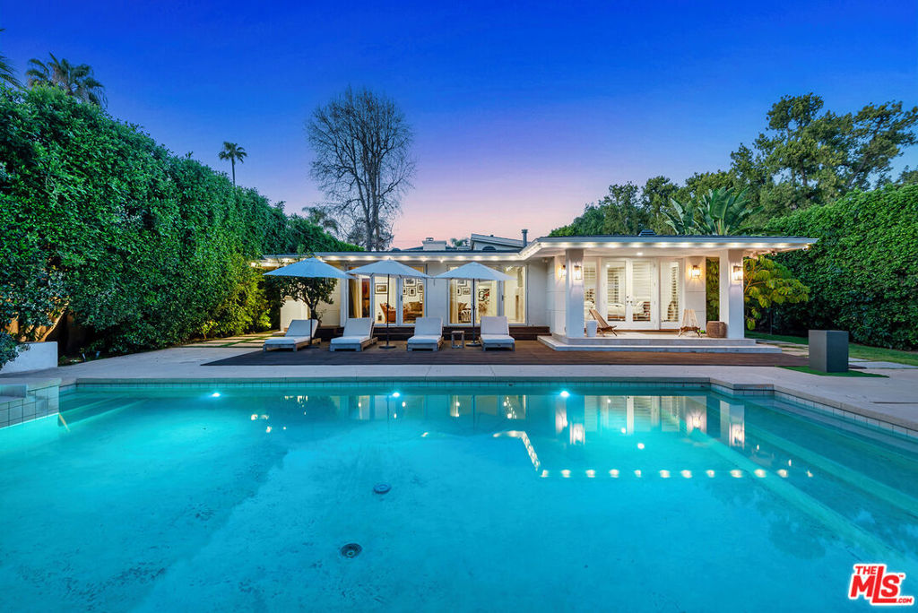 10424 Valley Spring Lane