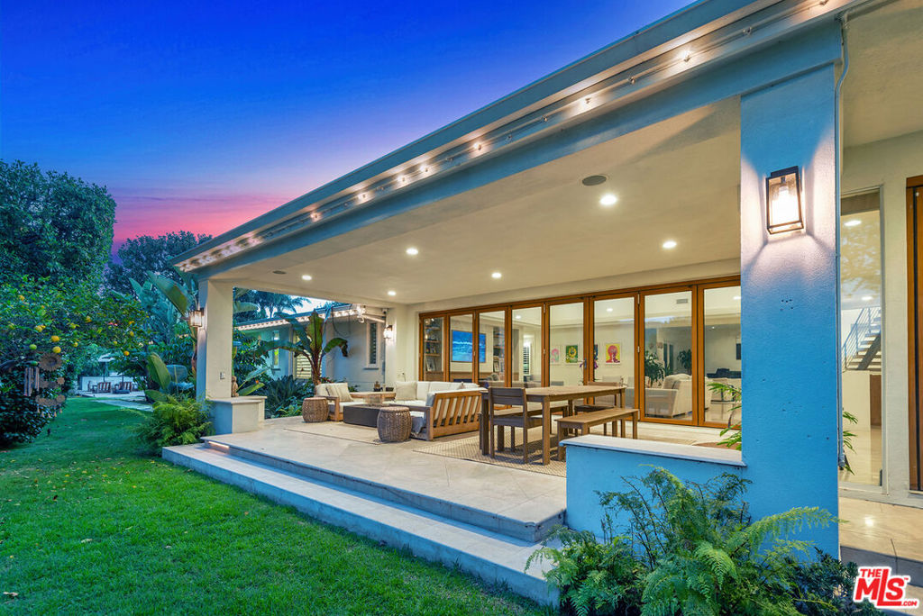 10424 Valley Spring Lane