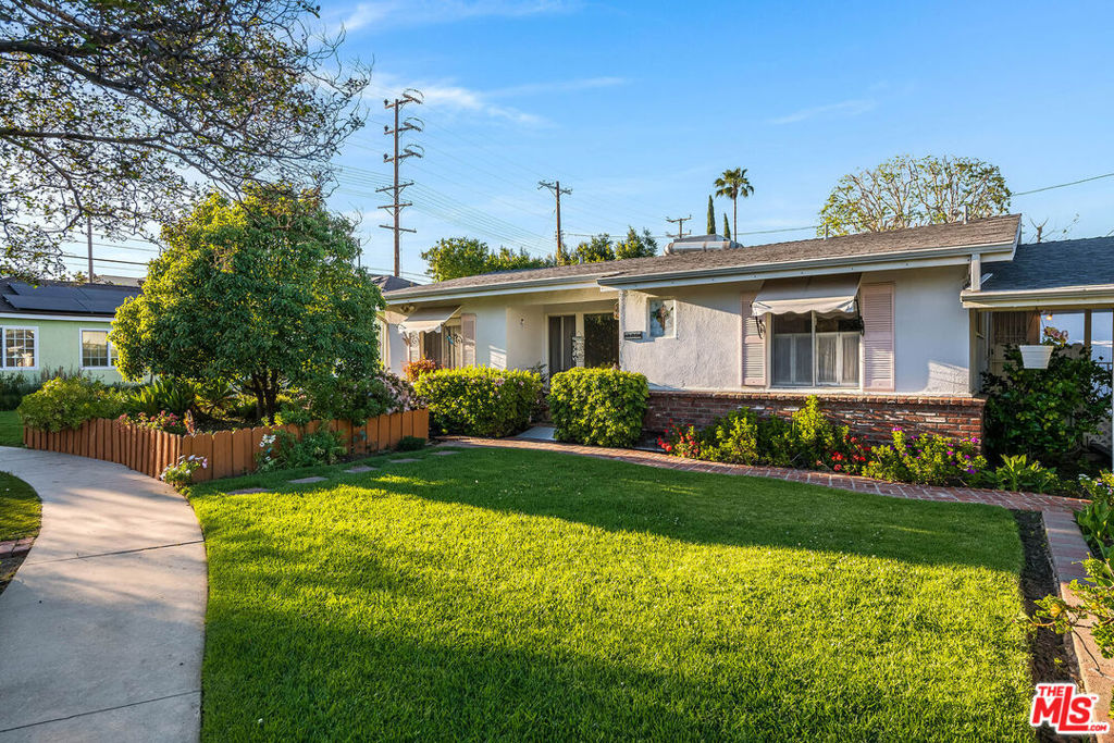 16851 Weddington Street