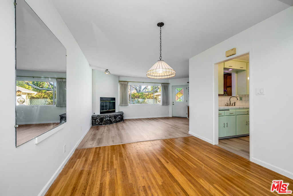 16851 Weddington Street