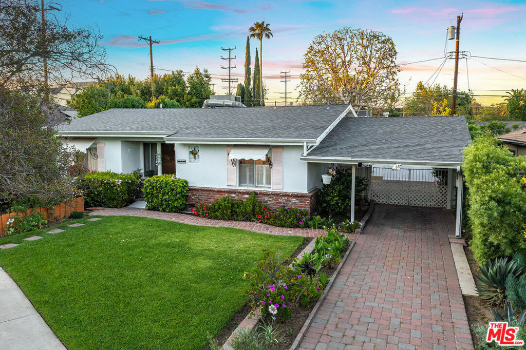 16851 Weddington Street