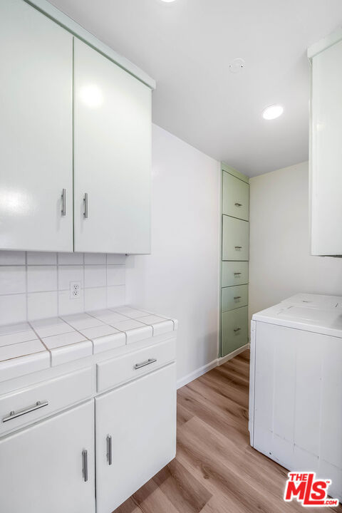 16851 Weddington Street