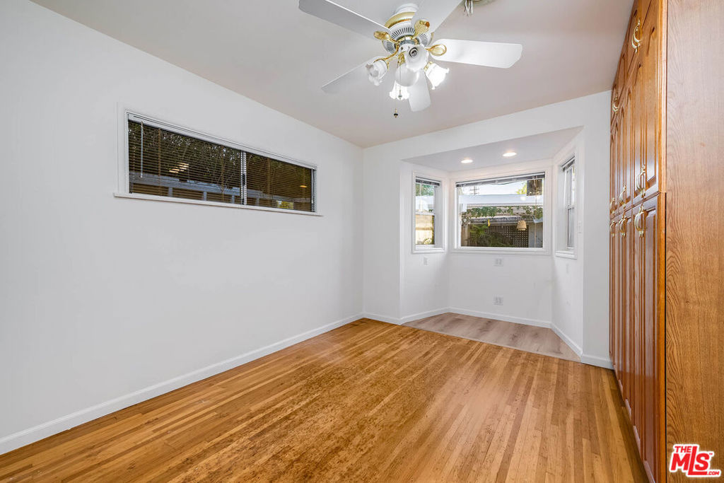 16851 Weddington Street