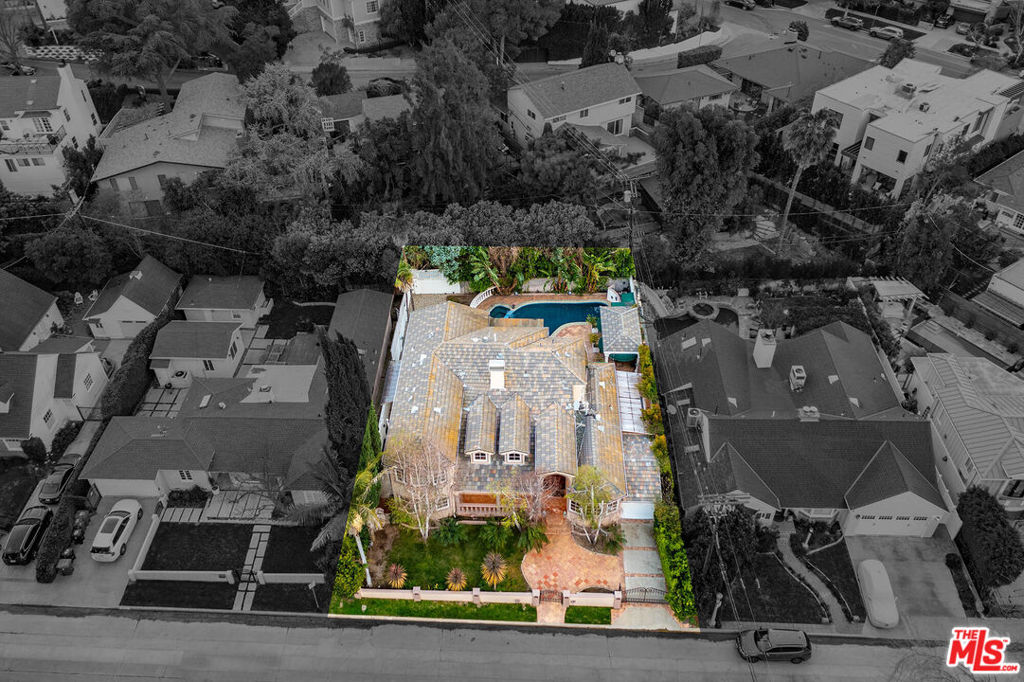 4063 Benedict Canyon Drive
