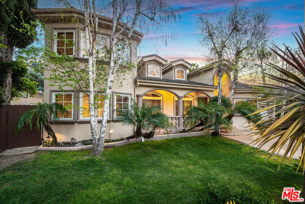 4063 Benedict Canyon Drive