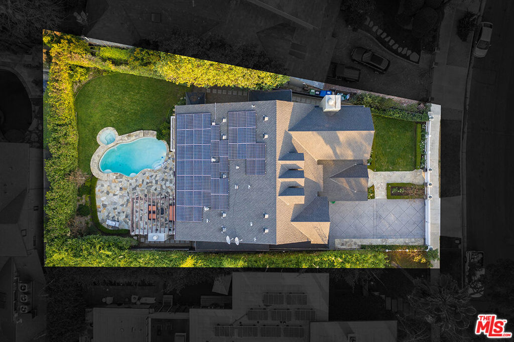 10161 VALLEY SPRING Lane