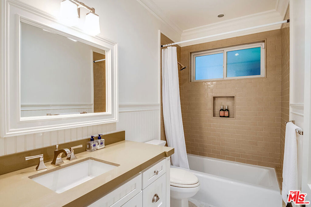 10161 VALLEY SPRING Lane