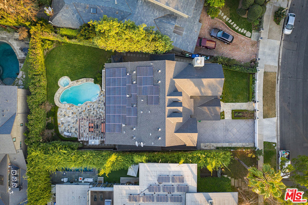 10161 VALLEY SPRING Lane