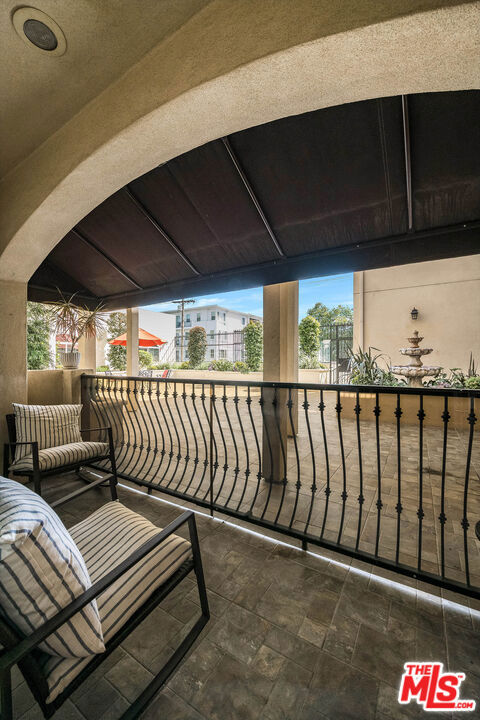 4805 Bellflower Avenue 104