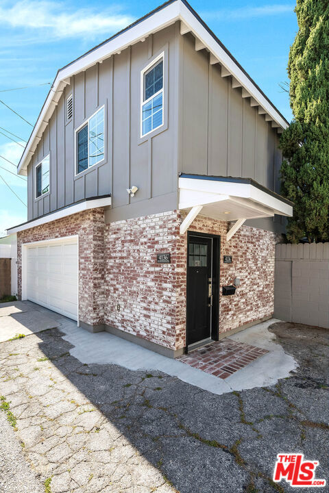 4134 W Mcfarlane Avenue