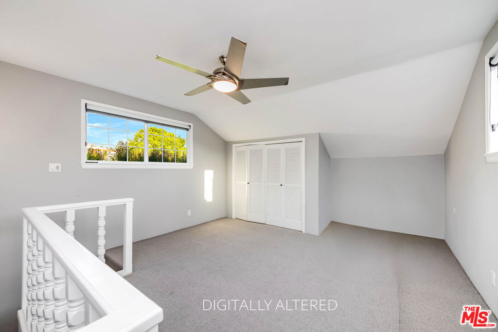 4134 W Mcfarlane Avenue