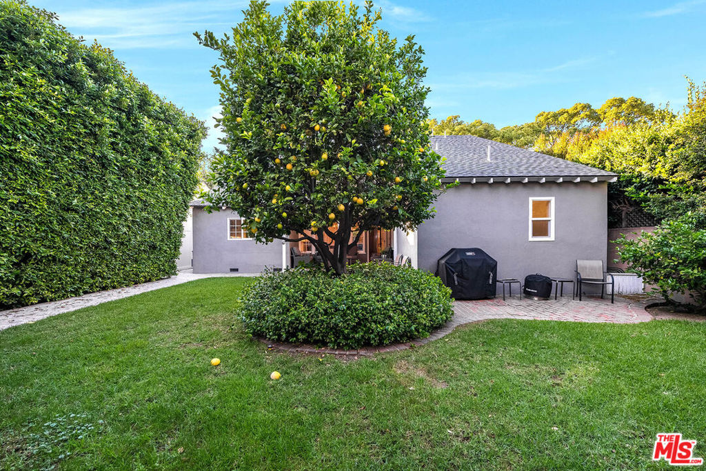4134 W Mcfarlane Avenue