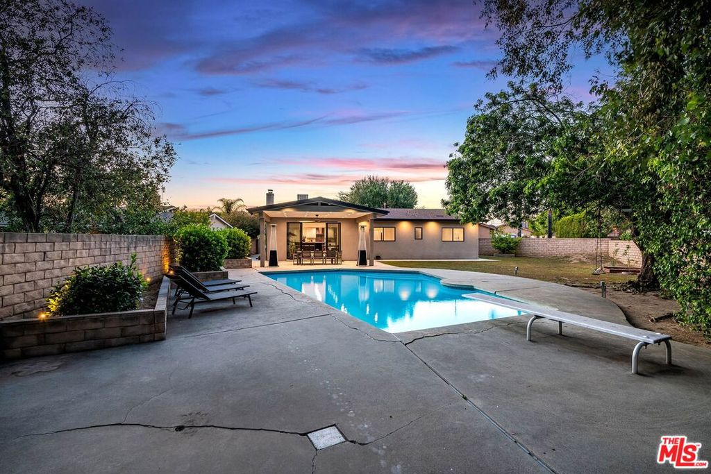 17150 Vintage Street