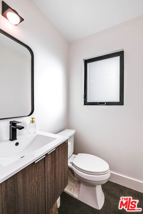 17150 Vintage Street