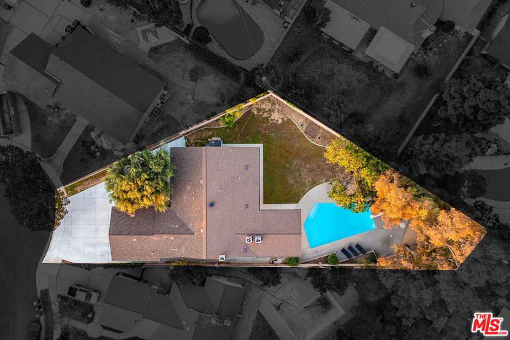 17150 Vintage Street