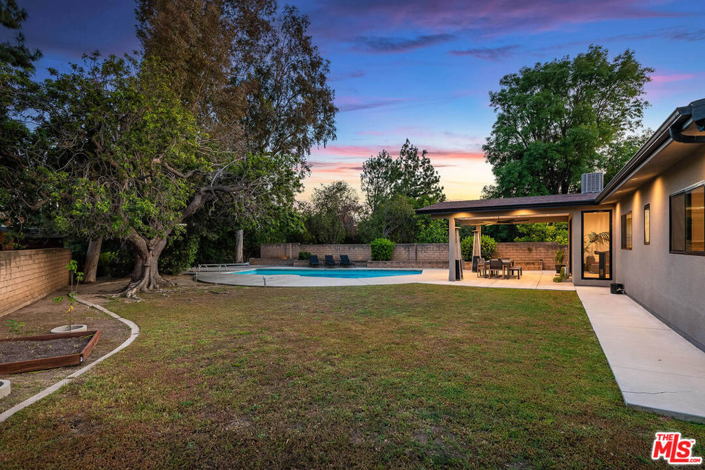 17150 Vintage Street