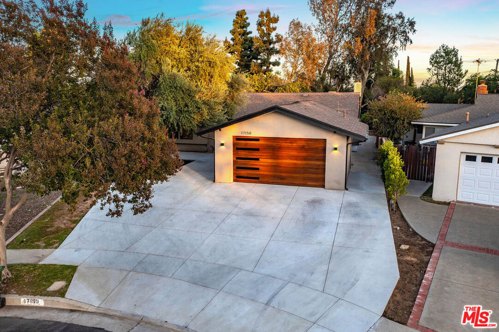 17150 Vintage Street