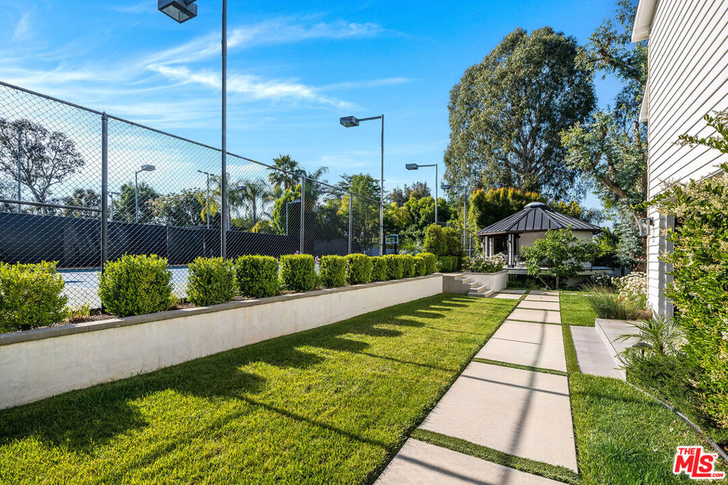 18762 Wells Drive