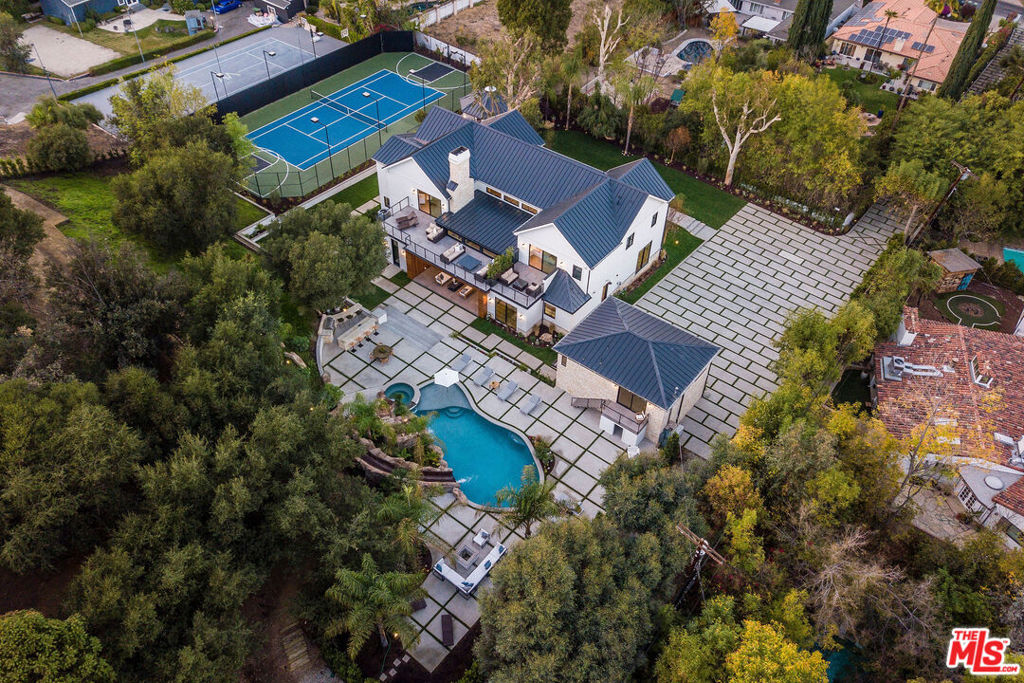 18762 Wells Drive