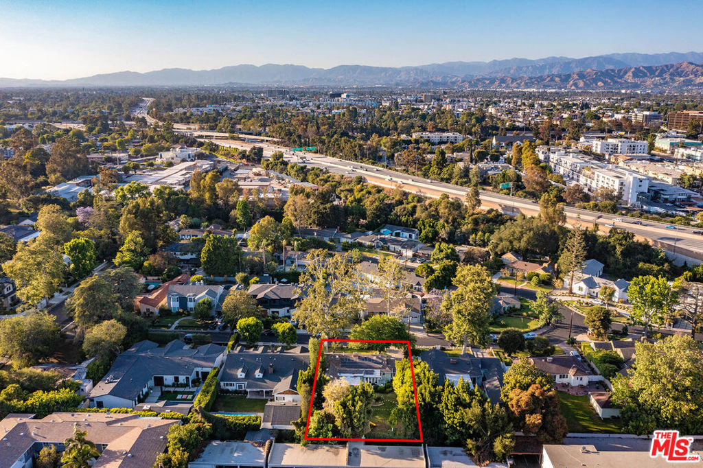 11146 Valley Spring Lane