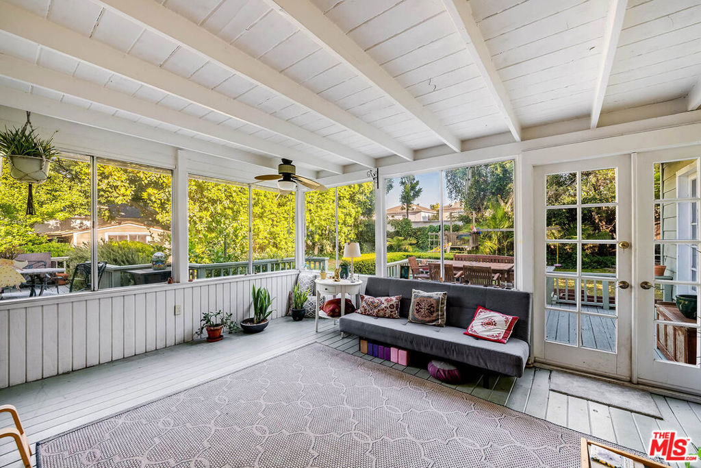 11146 Valley Spring Lane