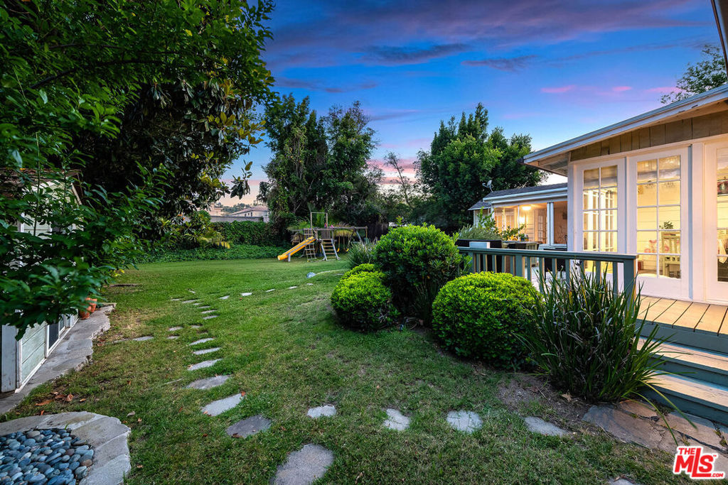 11146 Valley Spring Lane
