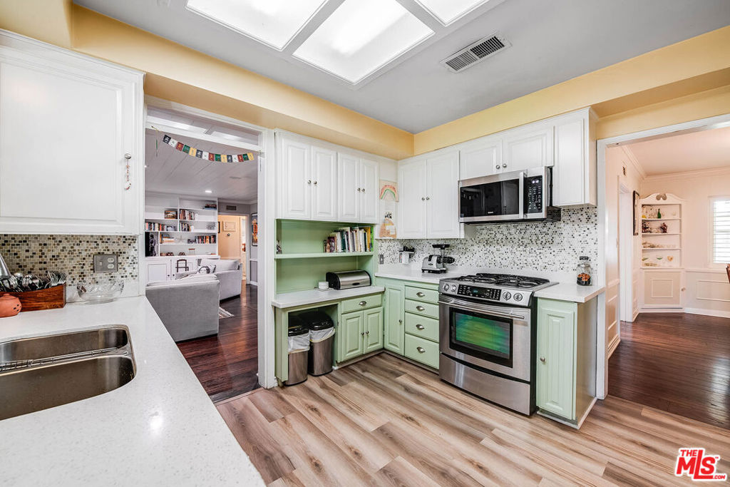 11146 Valley Spring Lane