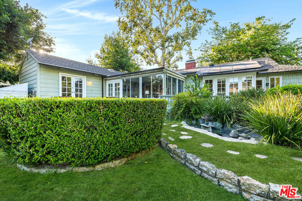 11146 Valley Spring Lane