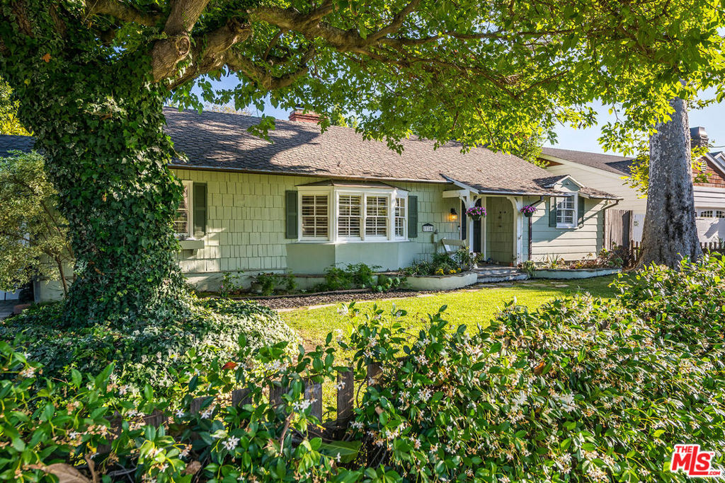 11146 Valley Spring Lane