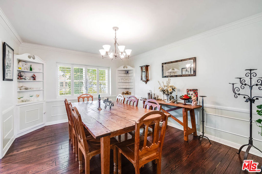 11146 Valley Spring Lane