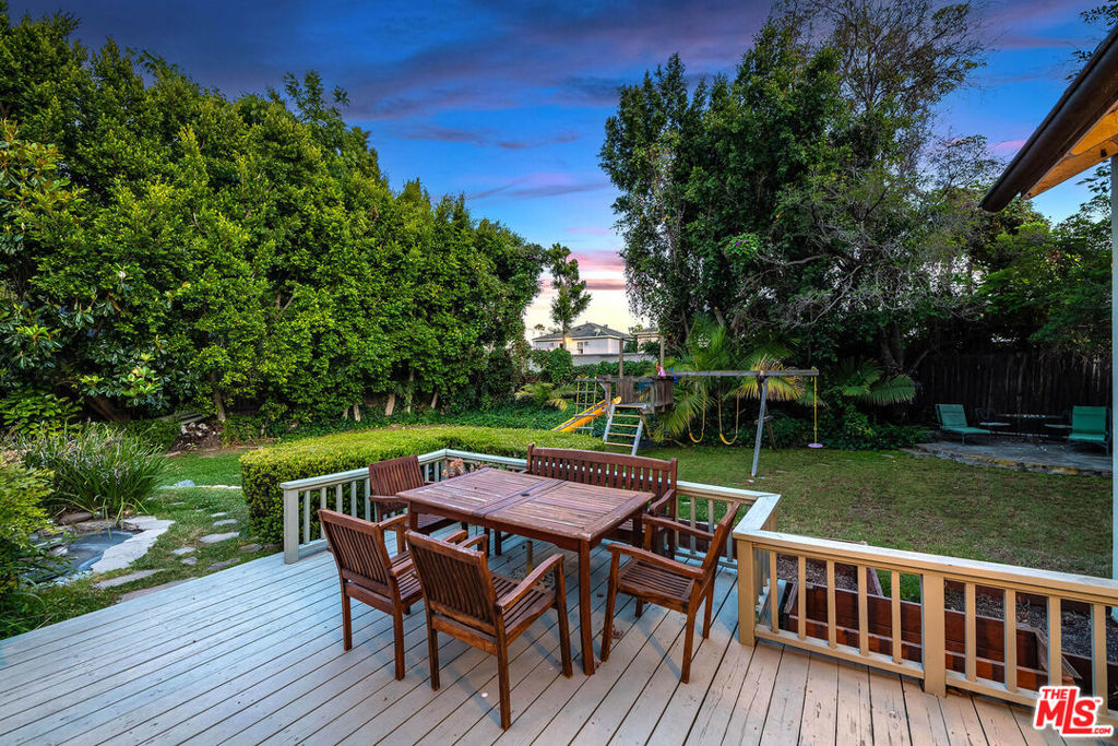 11146 Valley Spring Lane