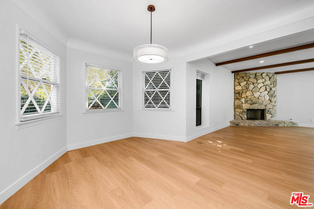 1400 W Clark Avenue