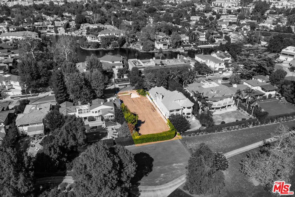 10058 Valley Spring Lane