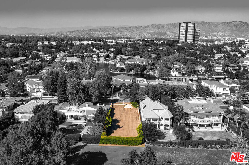 10058 Valley Spring Lane
